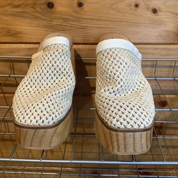 ‼️FREE PEOPLE clogs‼️ - Picture 1 of 7